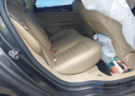 2016 Ford Fusion Hybrid Se из США, поврежденный, VIN 3FA6P0LU1GR139302